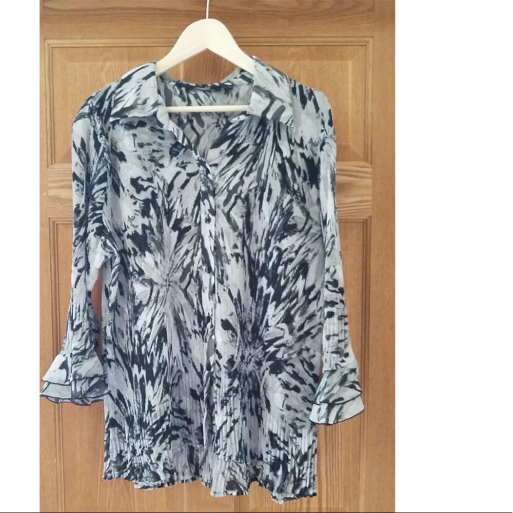 Women’s Patterned Blouse